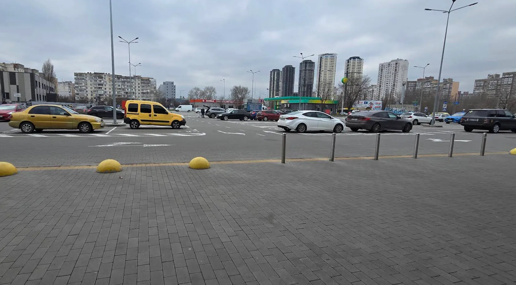 Фото магазину 4